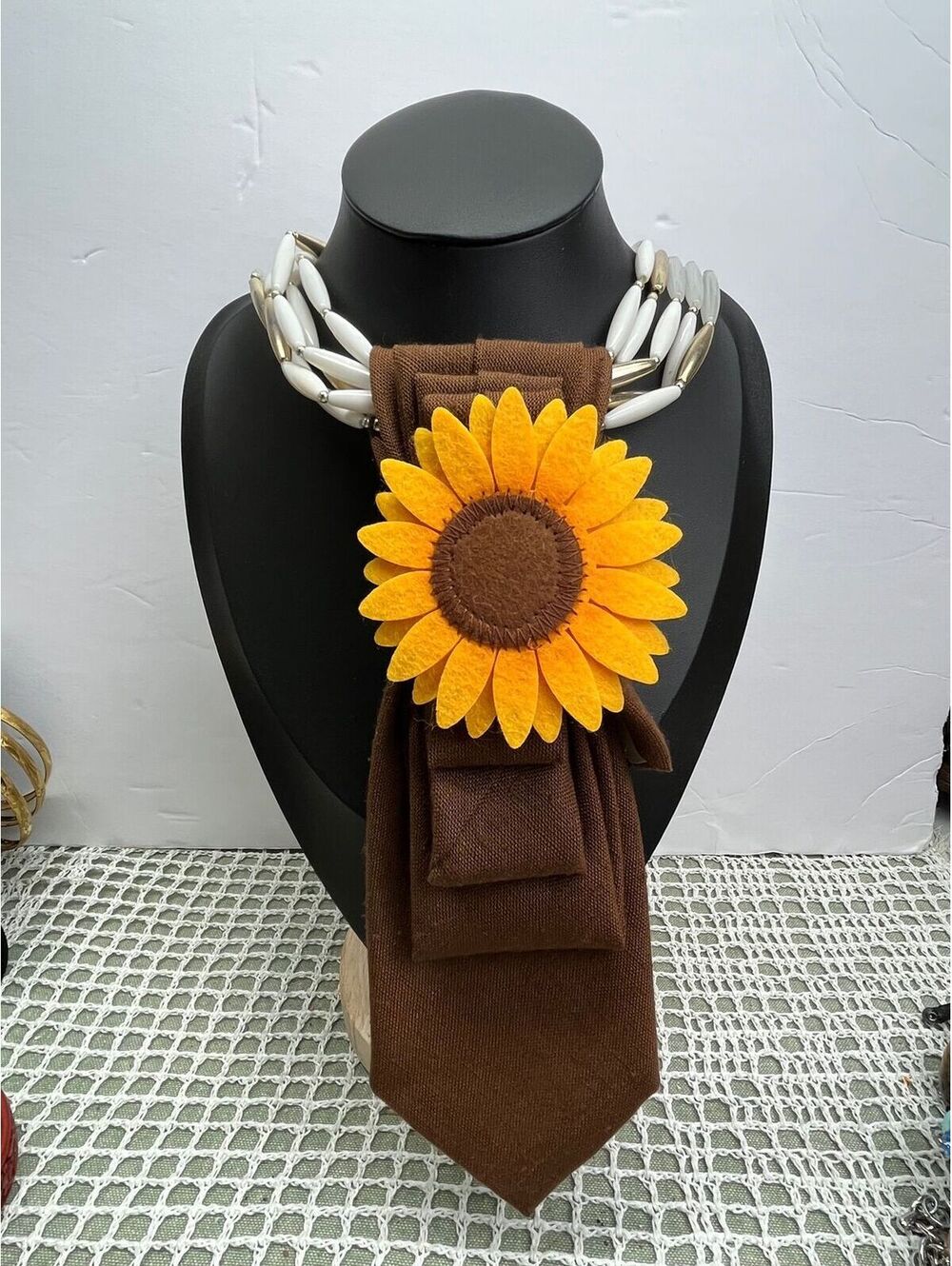 #529 Neck Tie Necklace Brown With Bold Sunflower Statement Brooch Boho Fall